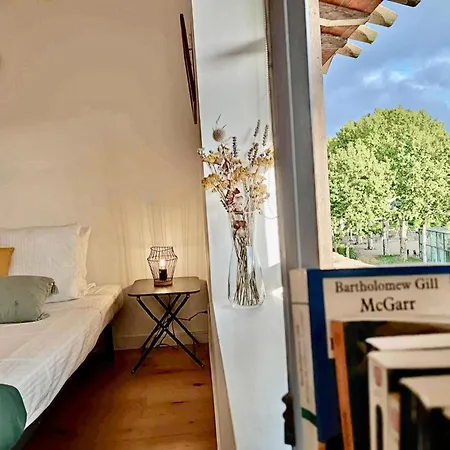 Loft Chic Verdun / Conciergeriedamecarcas Apartment *